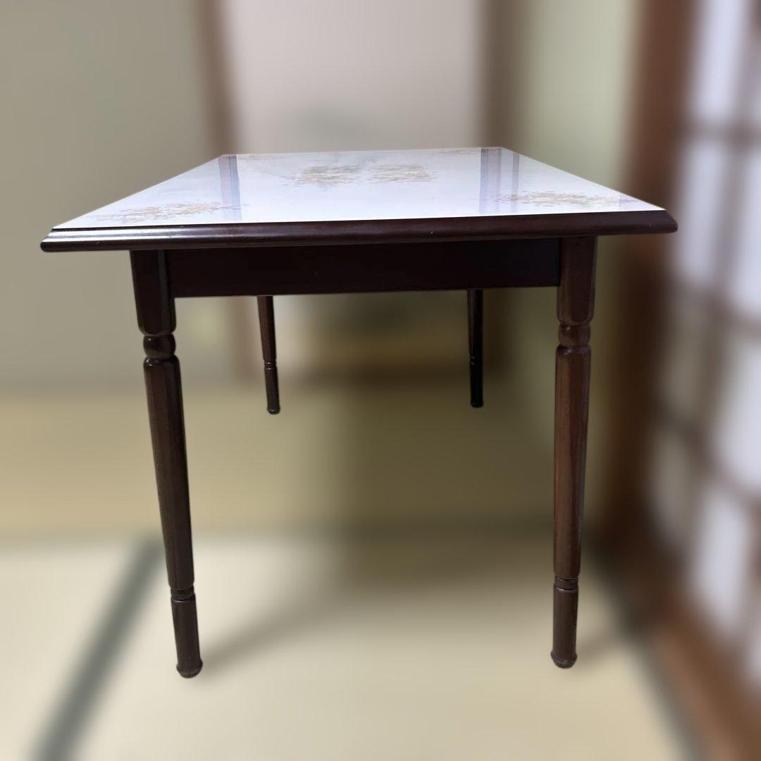 花柄デザイン ダイニングテーブル