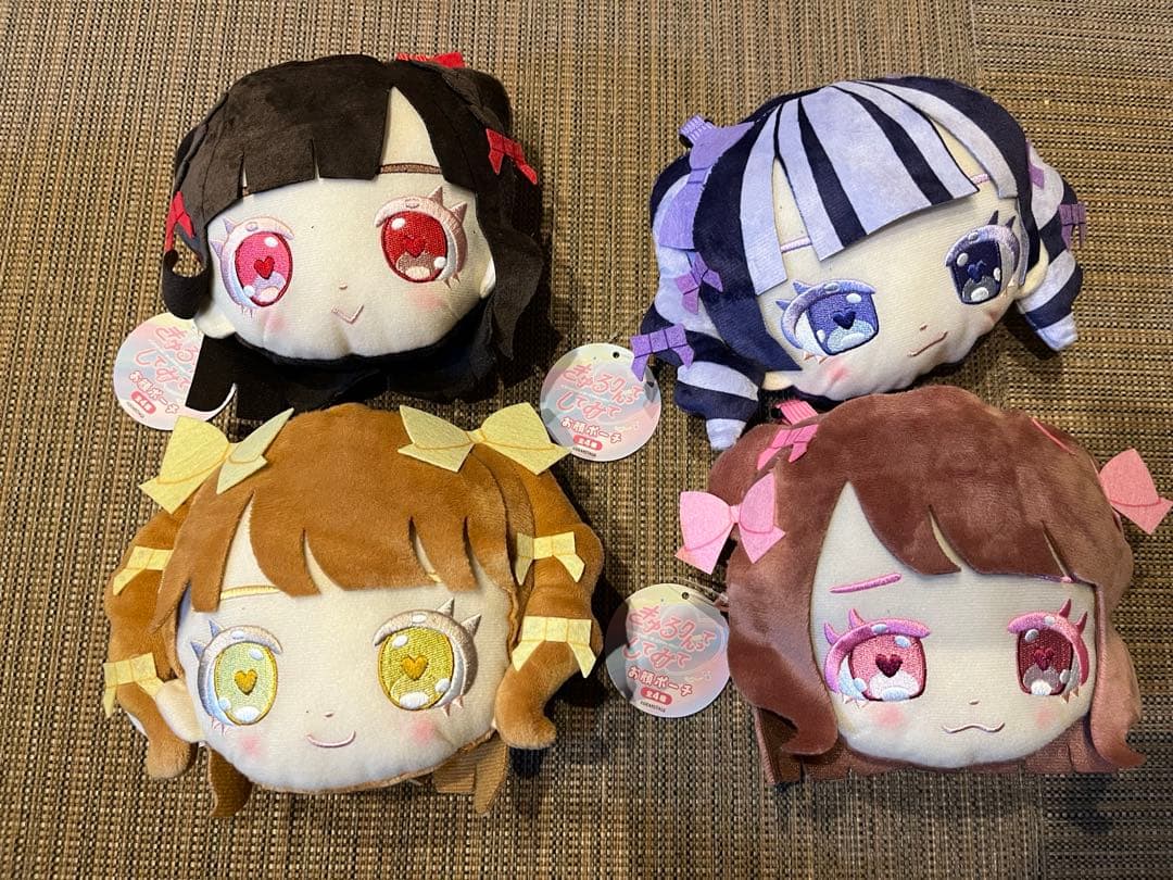 きゅるりんってしてみて　ポーチセット