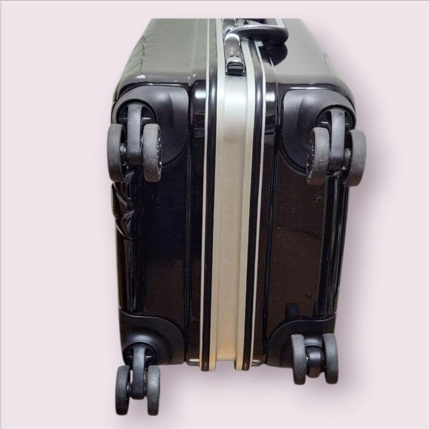 Mercedes-Benz ス－ツケ－ス 35L ブラック 機内持込み 秋旅行