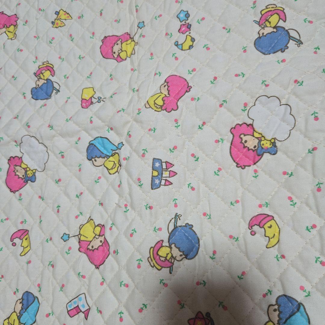 キキララ　生地　レトロ