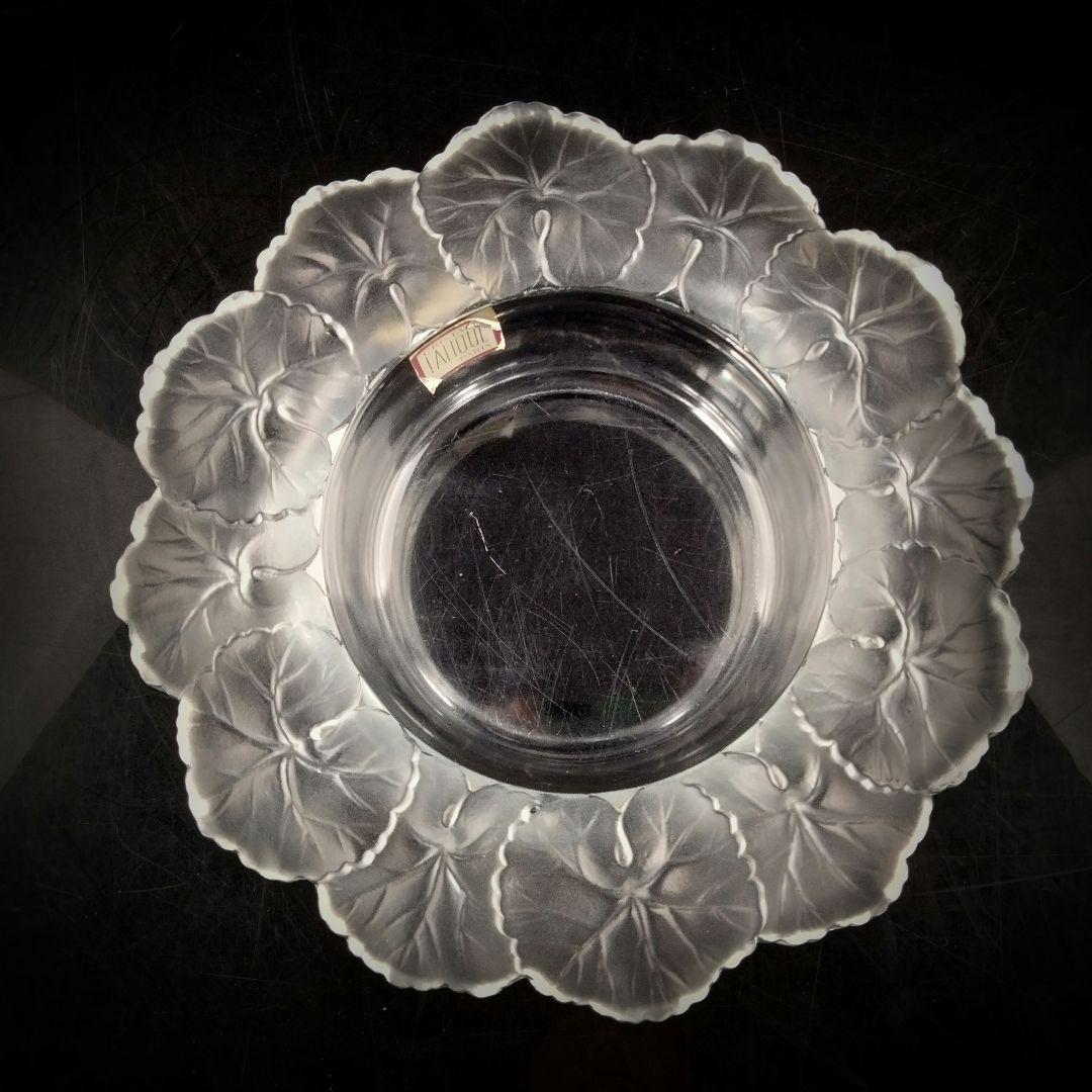 Ｐ331 ルネ・ラリック クリスタル フロストガラス 花弁 器 箱付