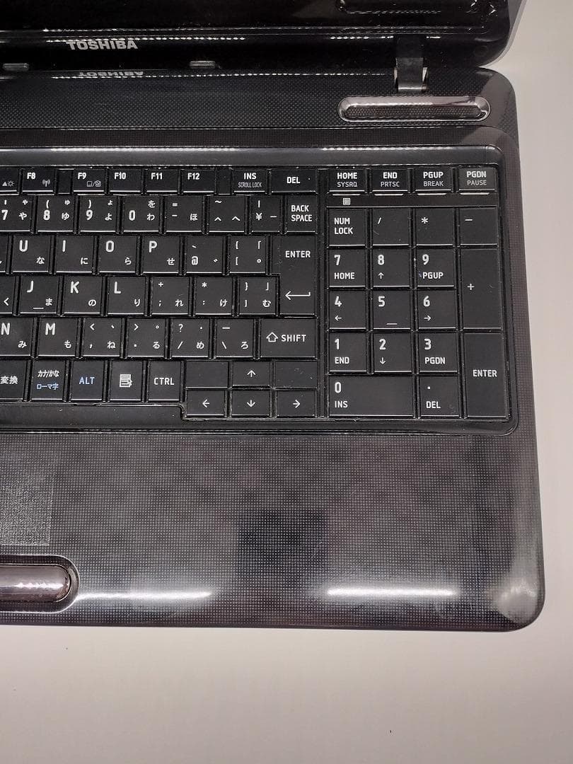 【東芝】爆速 Corei7/新品SSD256GB 15.6 ノートパソコン B7