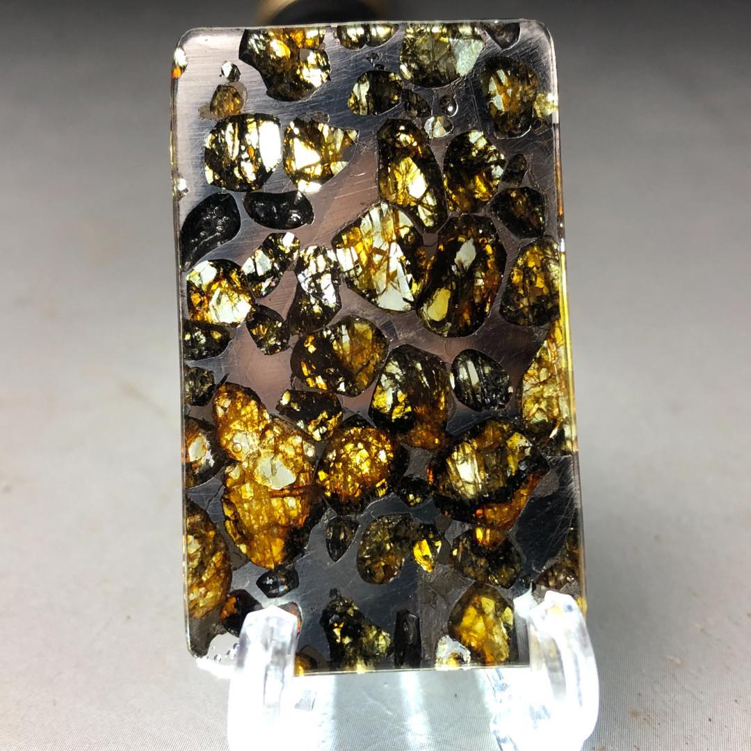 パラサイト隕石 隕石　石鉄隕石　セリコ隕石 美品　重さ約6ｇ　ケース付き