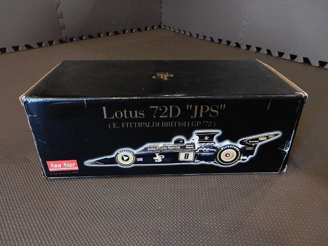1/18 ロータス 72D　#8 E.Fittipaldi JPSロゴ