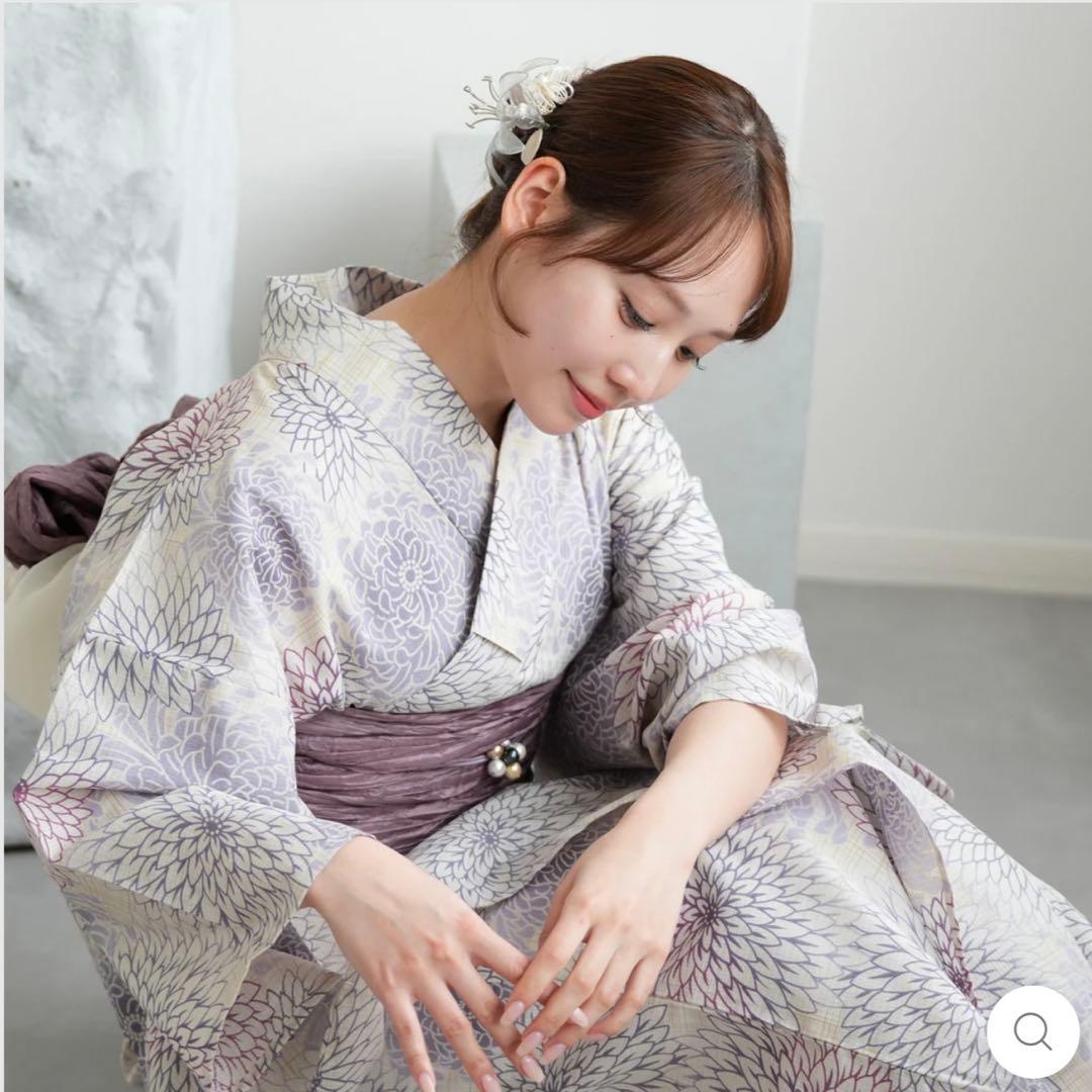 utatane ゆかた 先染め風ベージュに涼しげ糸菊　➕ 帯(ホワイト)