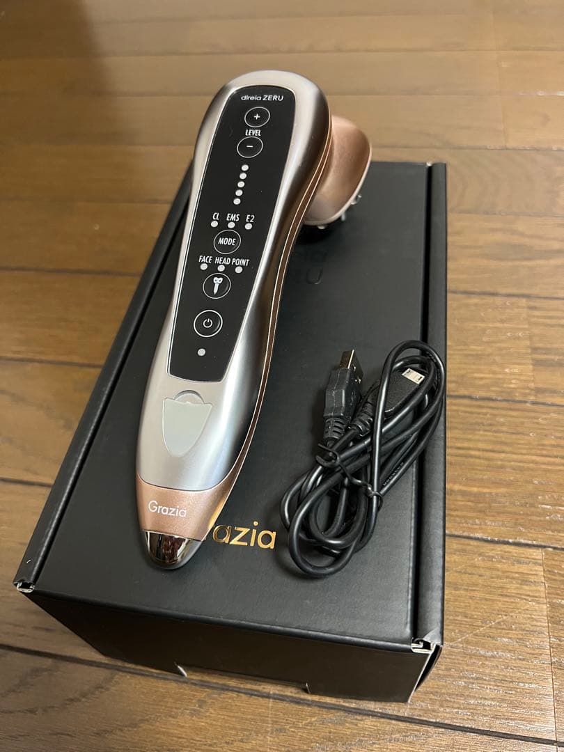 ディレイアゼル　 direiazeru 美顔器