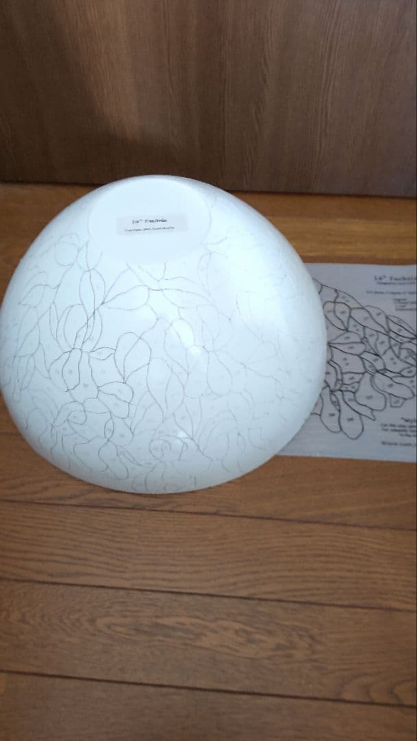 16インチ Fuchsia の耐熱モールド、 デザイン: Carol Conti