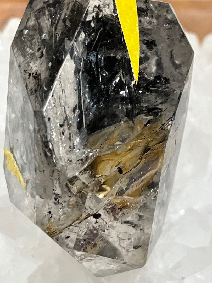 希少貴重　流砂　水入りエレスチャルクォーツオブジェ　37.8mm×22mm