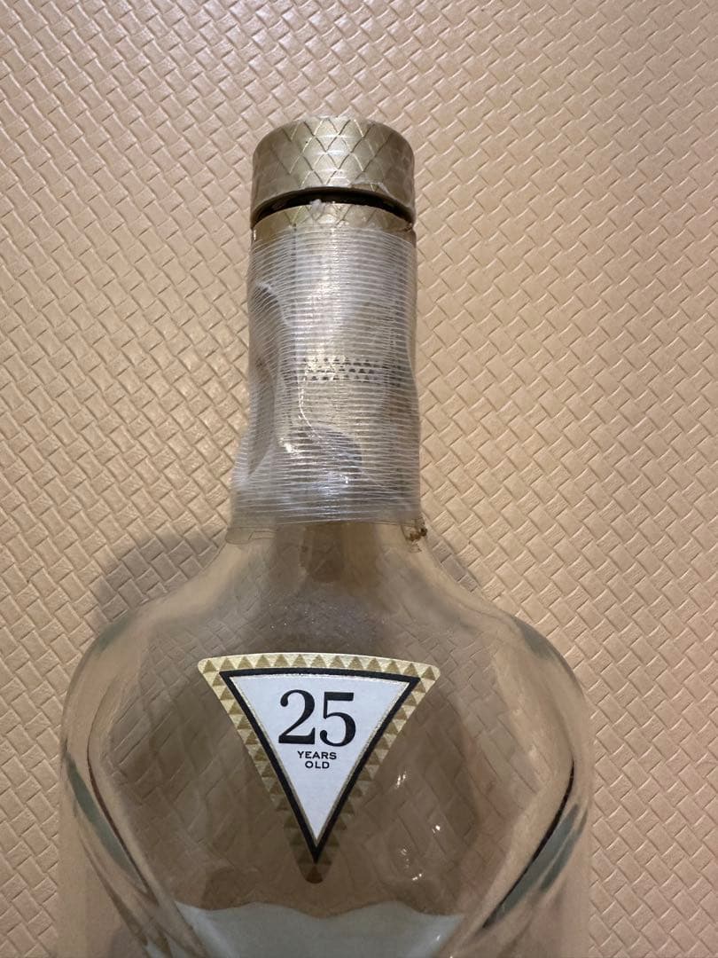 The Macallan 25年 シングルモルトスコッチウイスキー