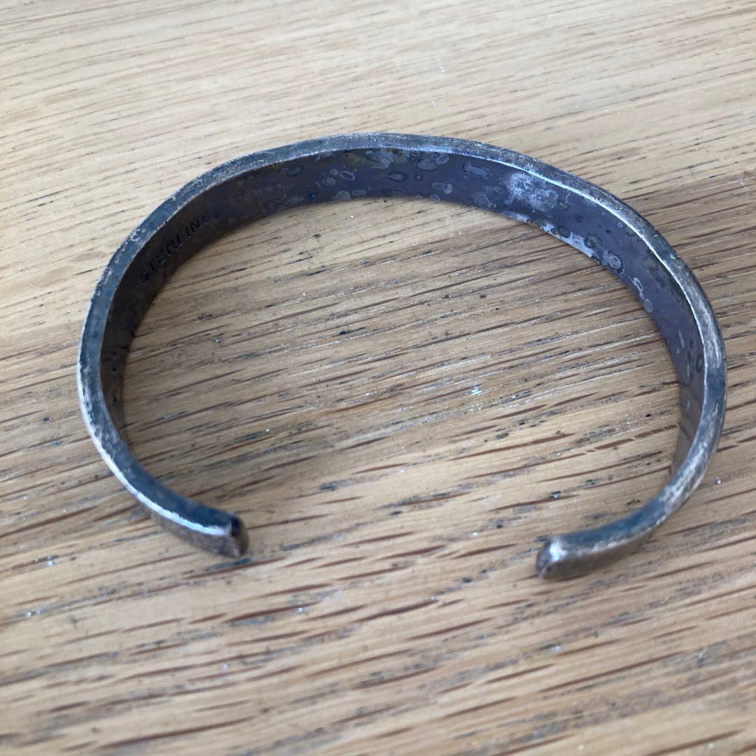 シルバー 彫刻模様 バングル NORA STERLING ナバホ　スターリング