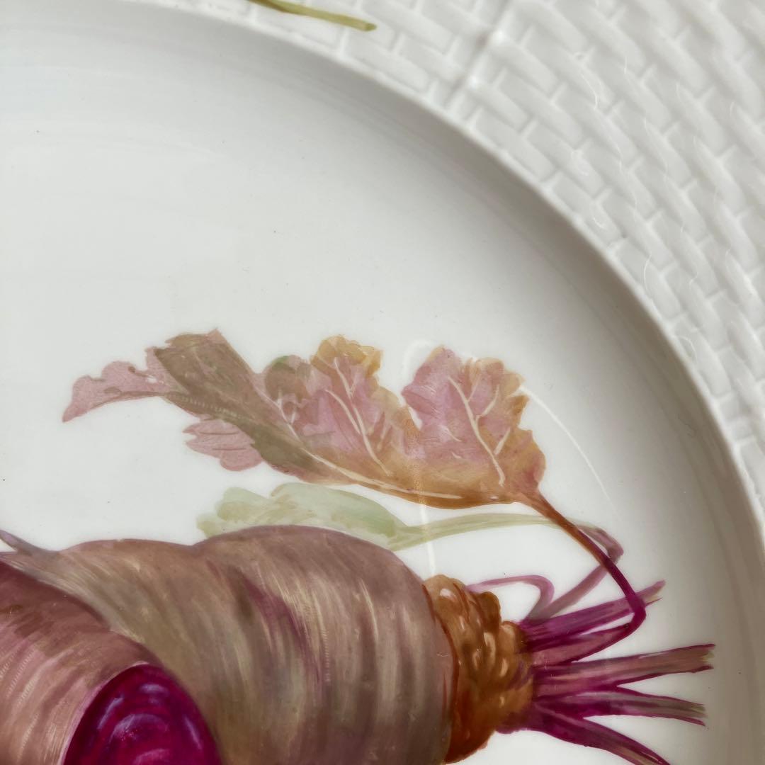 ドイツベルリンKPM  ビーツの野菜柄プレート