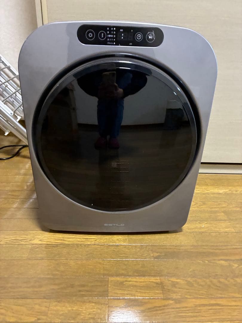 ESTILO かなり美品　電気乾燥機 近隣は手渡し可能