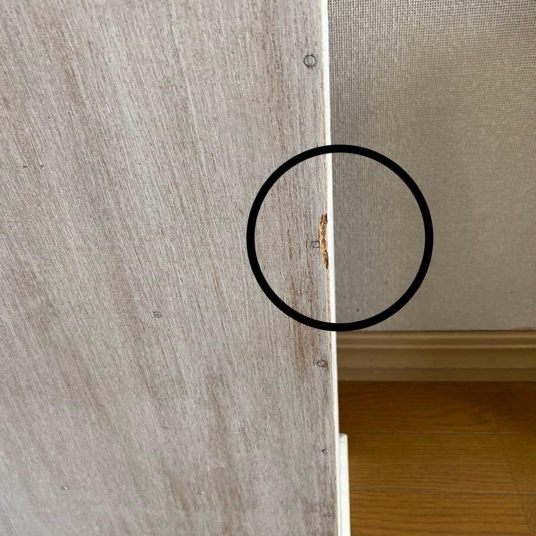 ④ アンティーク棚　子供部屋