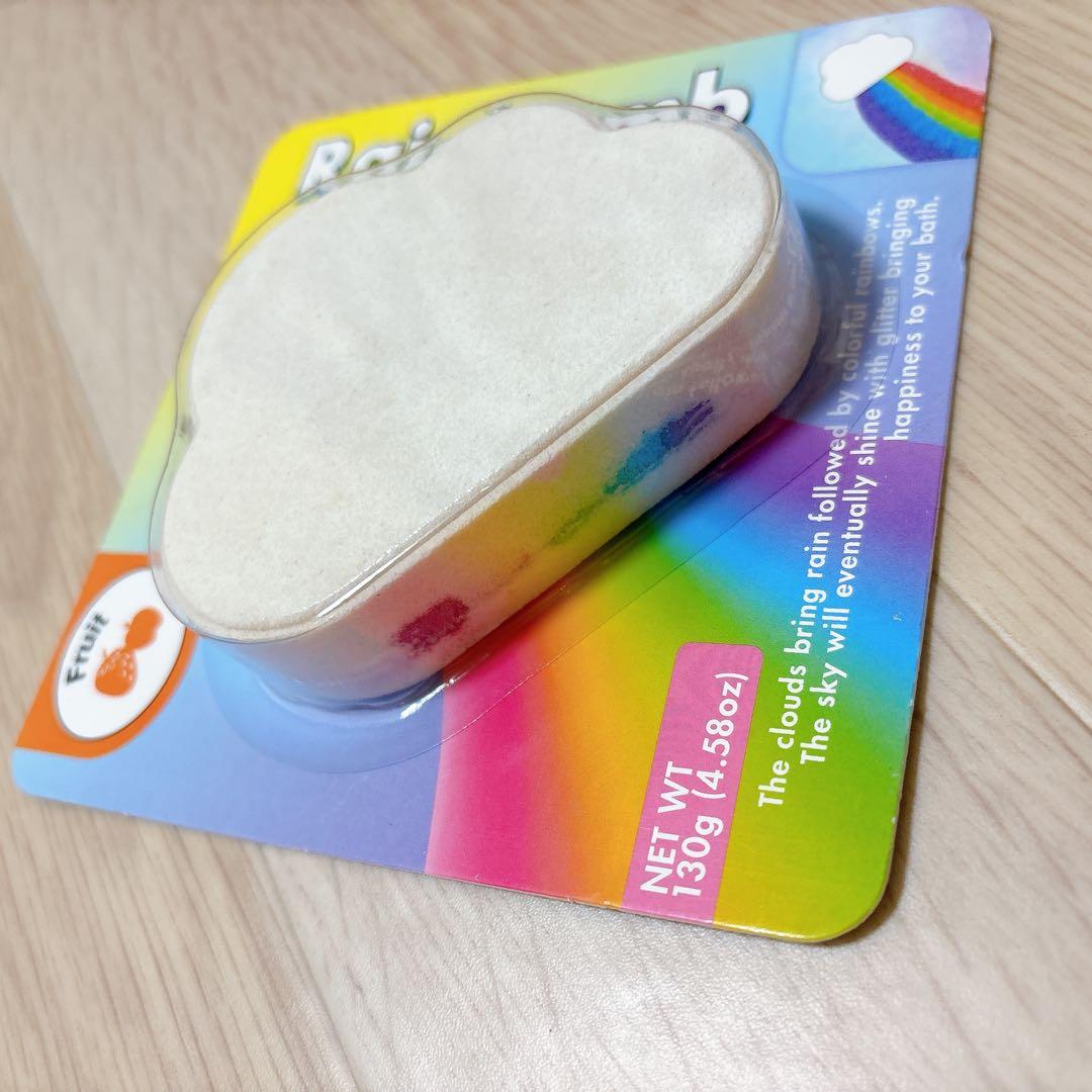 新品⭐️バスボム レインボー レインボム カラフル 入浴剤 バスグッズ 虹色
