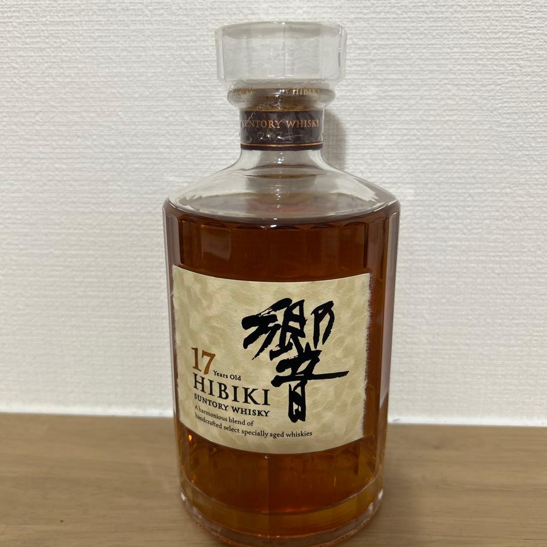 響 17年 700ml サントリーウイスキー