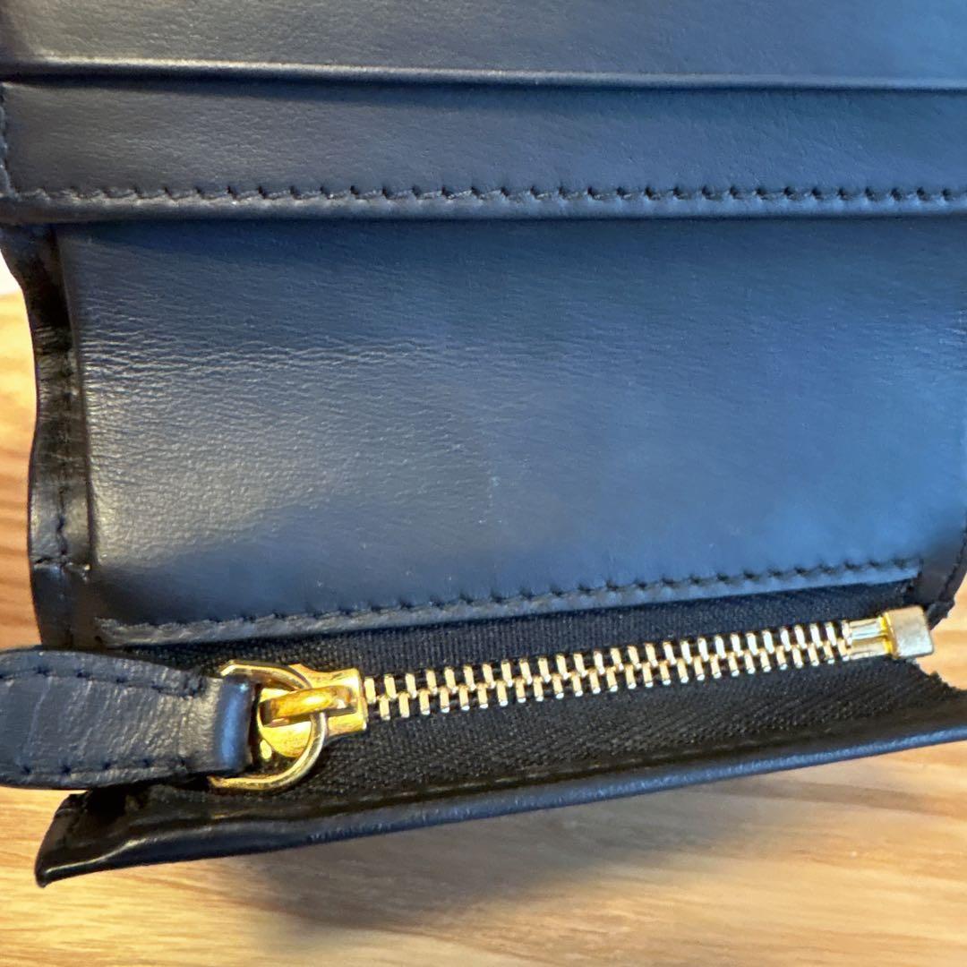 【未使用品】BURBERRY二つ折り財布 TBモノグラム ロゴ　ブラック　革