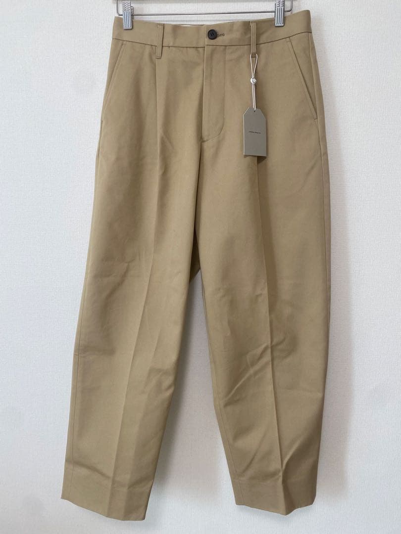 パンツ UNIVERSALPRODUCTS COTTON 1TUCK TROUSERS