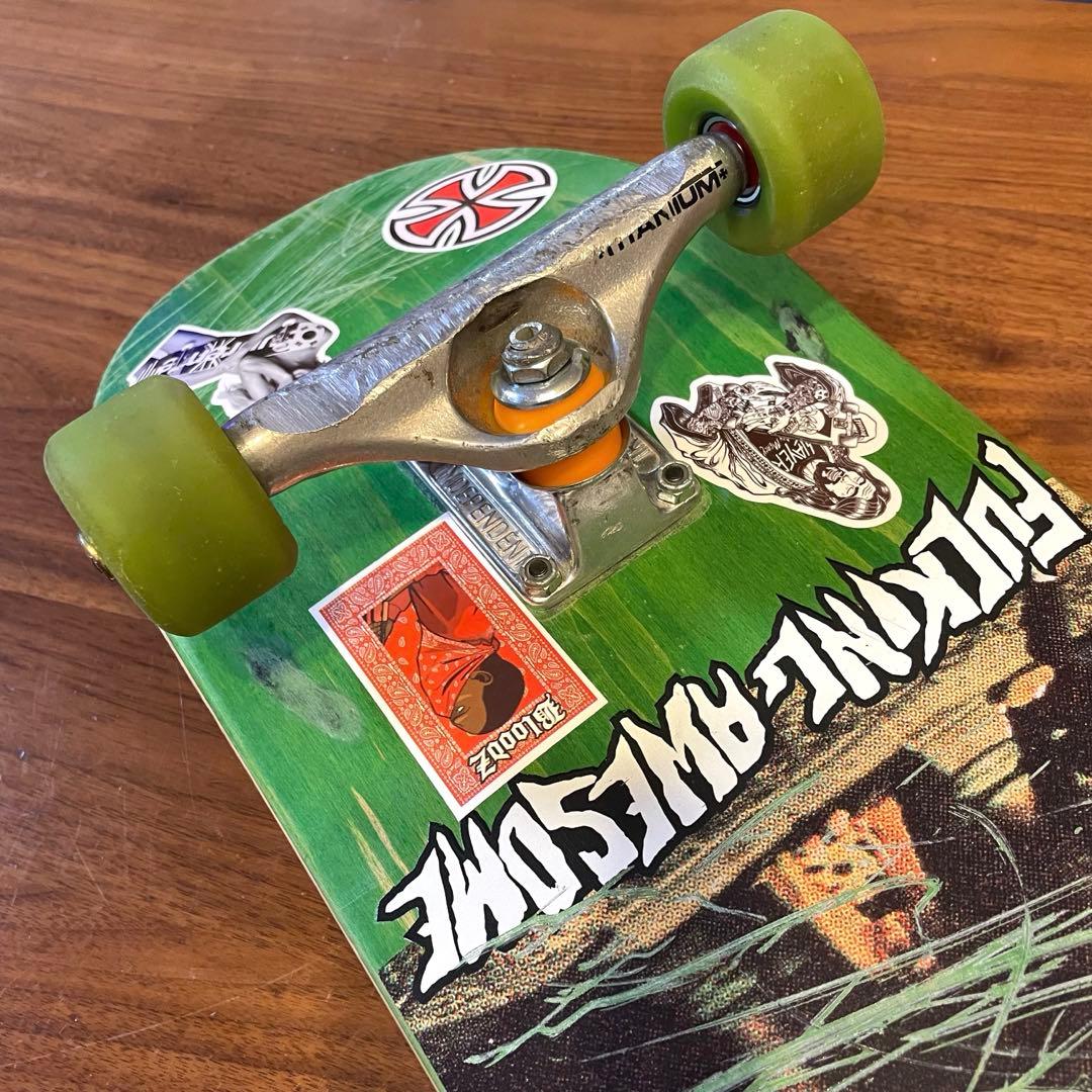 ファッキングオーサム　スケボー　コンプリート　インディペンデント　チタニウム