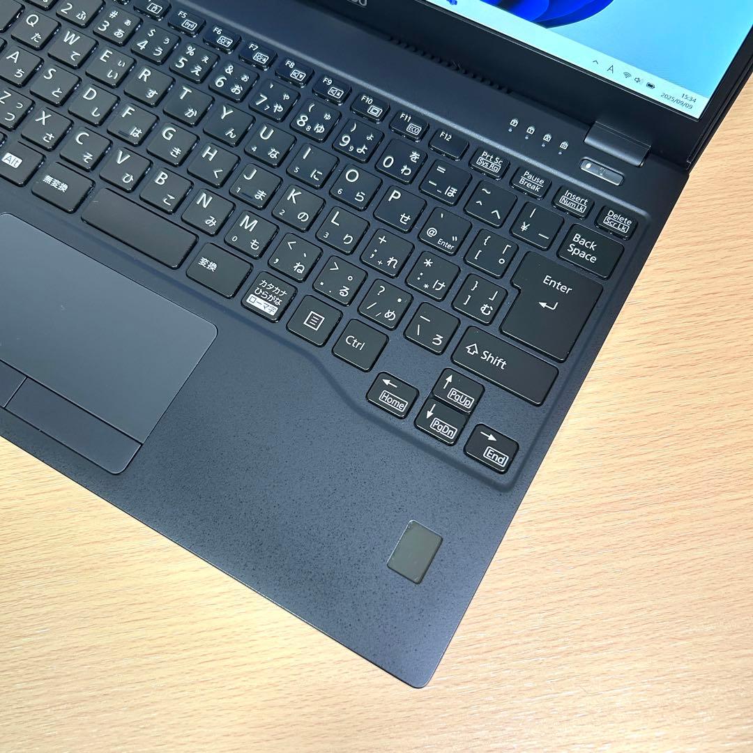 美品 富士通 LIFEBOOK U9310/D i7 16GB Office