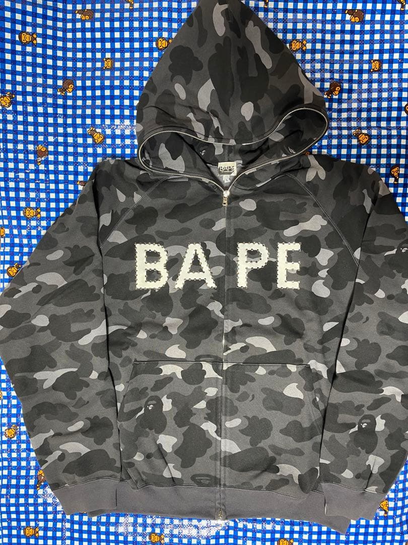 エイプフルジップパーカー