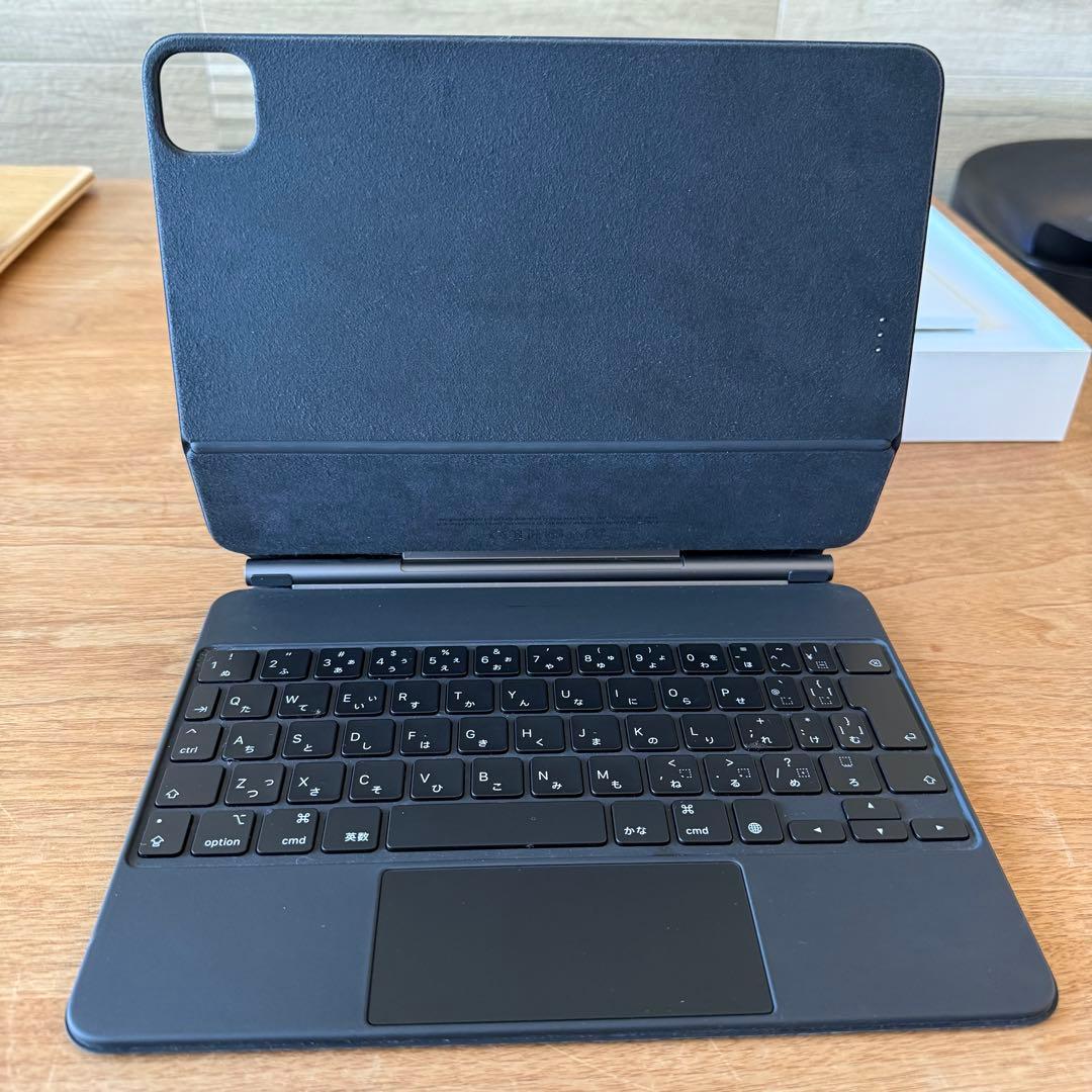 【美品】iPad air 第4世代 256G グリーン　純正キーボードケース付