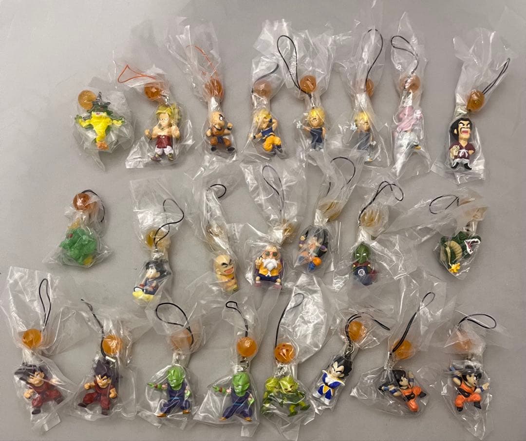 激レア　ドラゴンボールZ DBキャラストラップ 19種23個セット