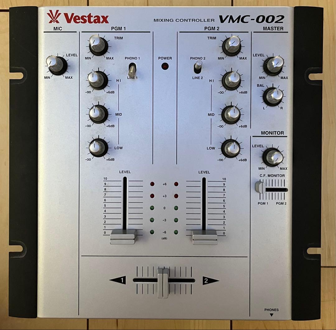 【初心者オススメ】Vestax VMC-002 DJミキサー