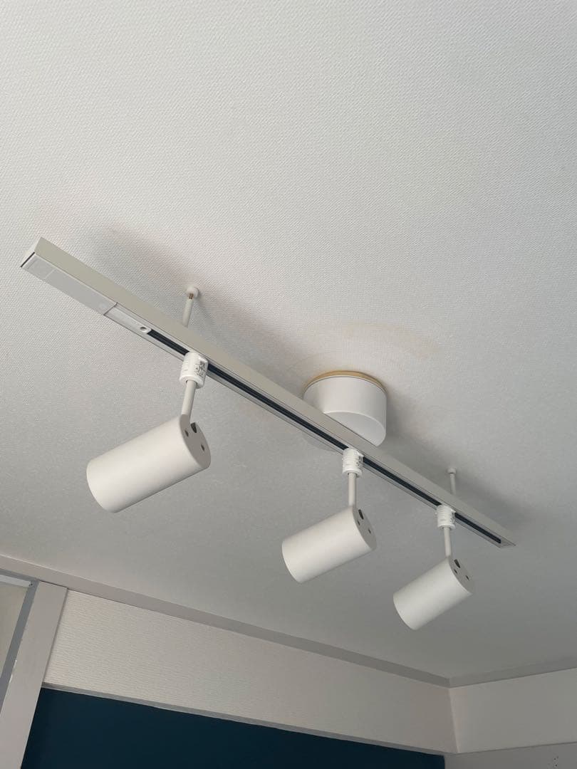 美品　無印良品　システムライト本体＋スポットライト 3灯　ホワイト