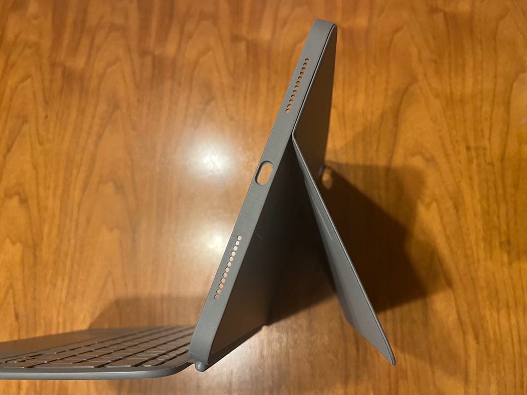 【美品】Combo Touch iPad Air 11インチ（M2/第5世代）