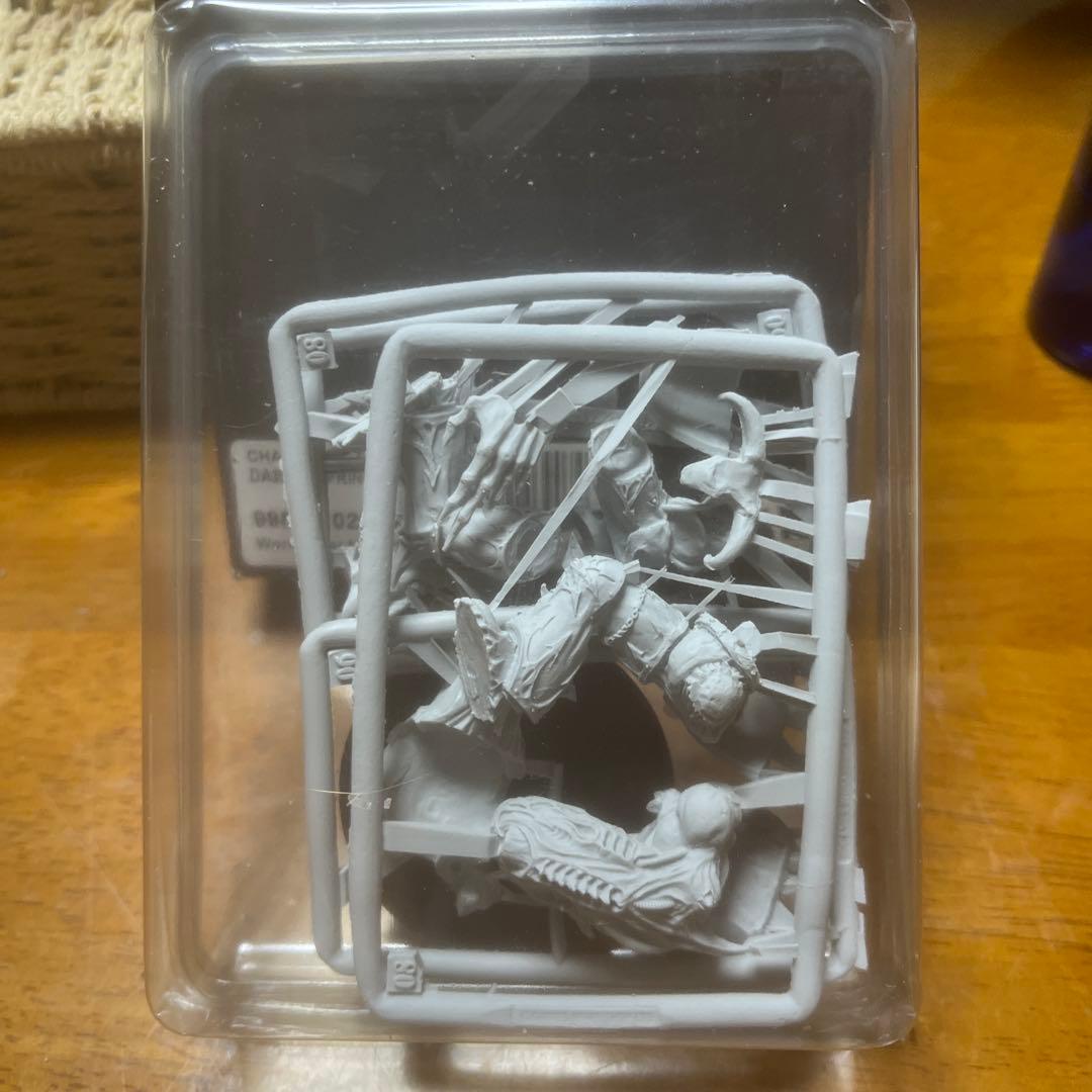 ウォーハンマー40K デーモンプリンス　ファインキャスト