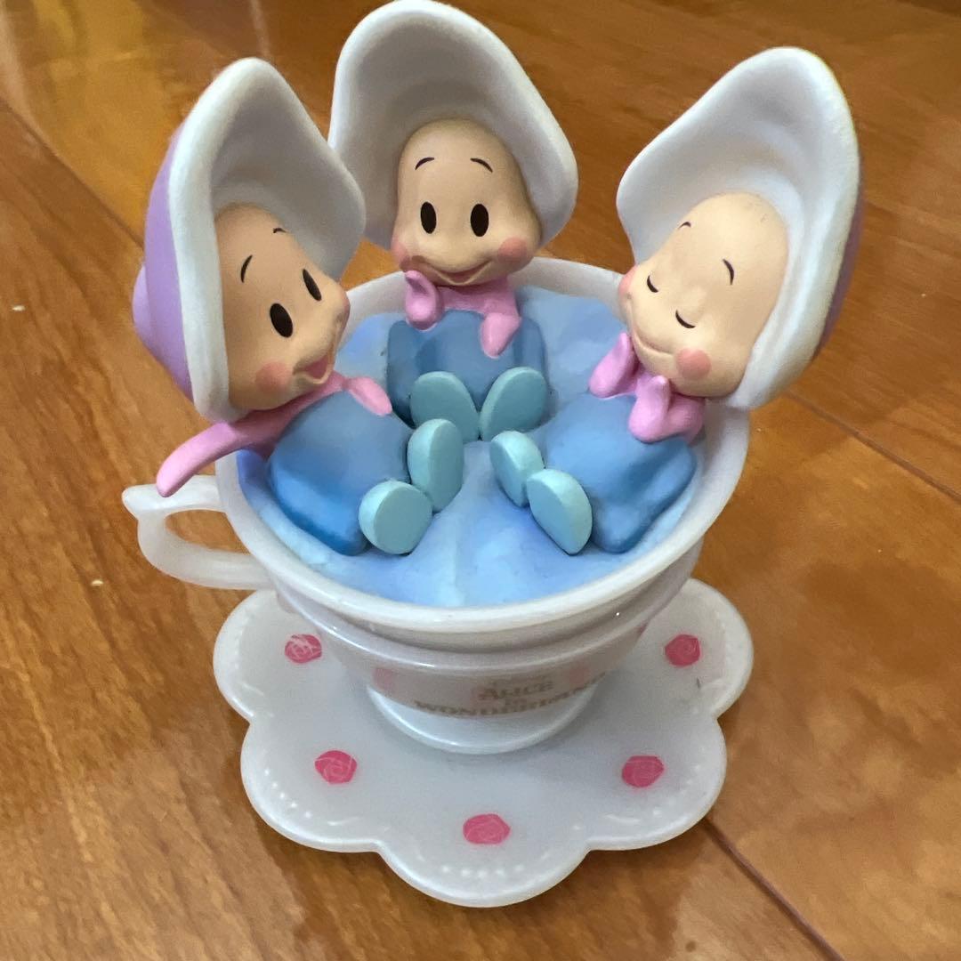 ヤングオイスターフィギュア　 不思議の国のアリス1番くじ