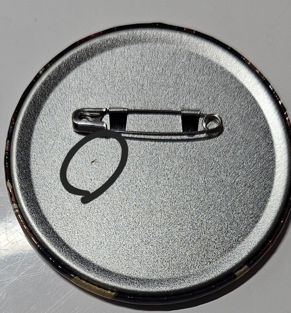 東雲絵名 グリッター缶バッジ 40b