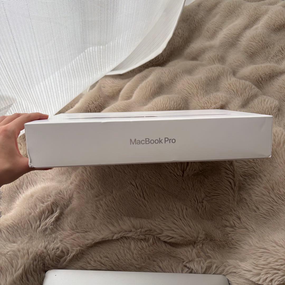 MacBook本体 MacBook Pro (13-inch, 2020)