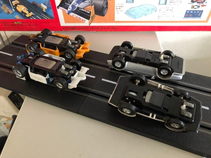 スロットレーシング