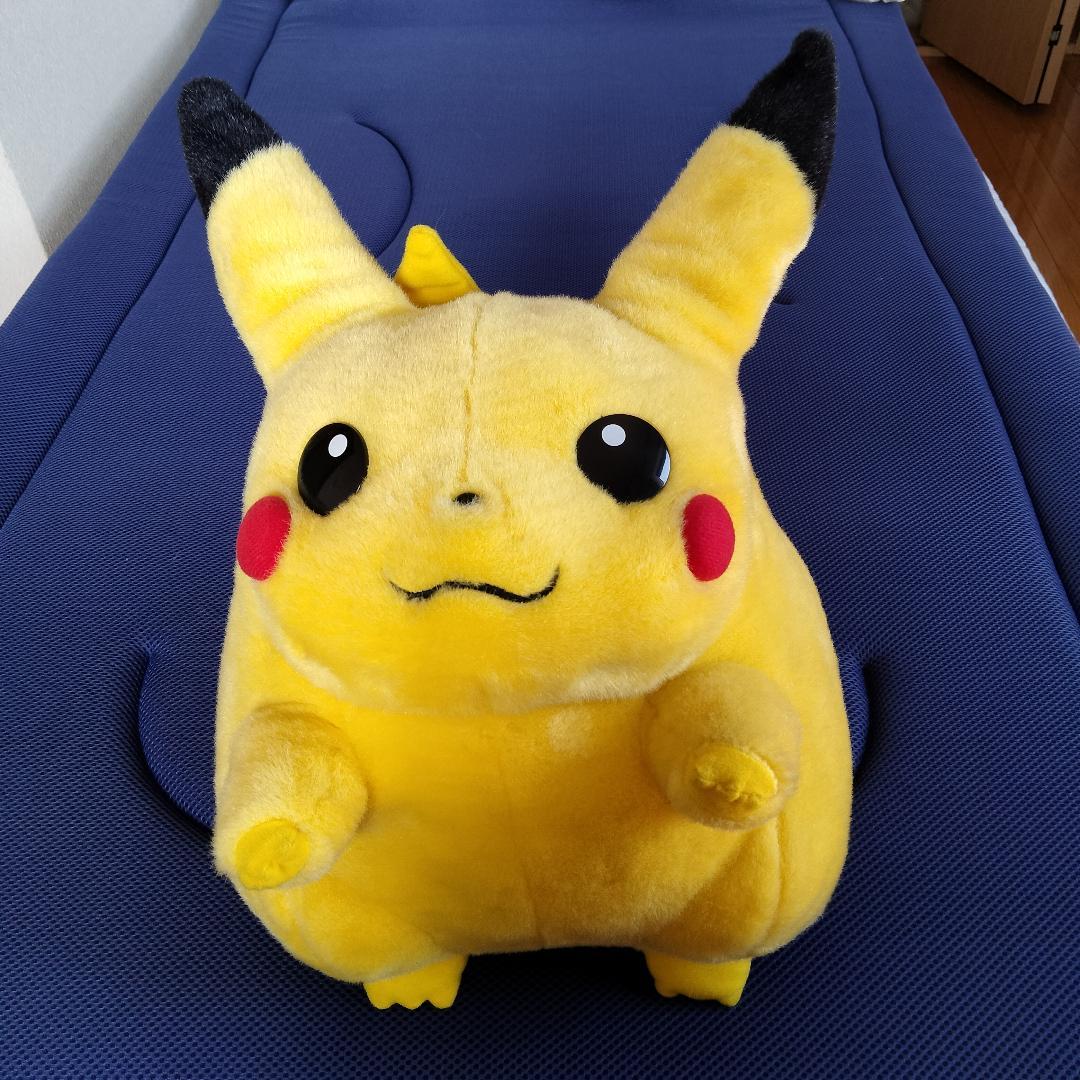 ポケモン　ピカチュウ　ぬいぐるみ　初期　等身大 １／１