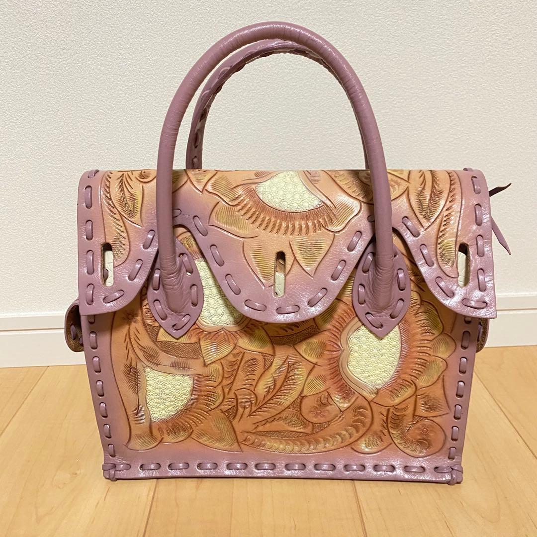 Carving Tribes カービングトライブス　ハンドバッグ