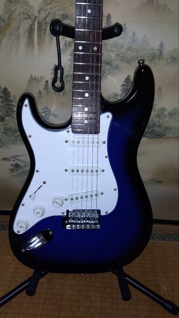 Legend ストラトキャスタータイプ レフティ ブルーブラックサンバースト