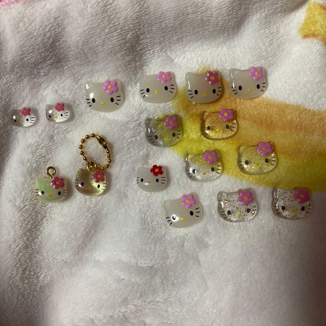 サンリオ ハローキティ クリアパーツ カオハナ