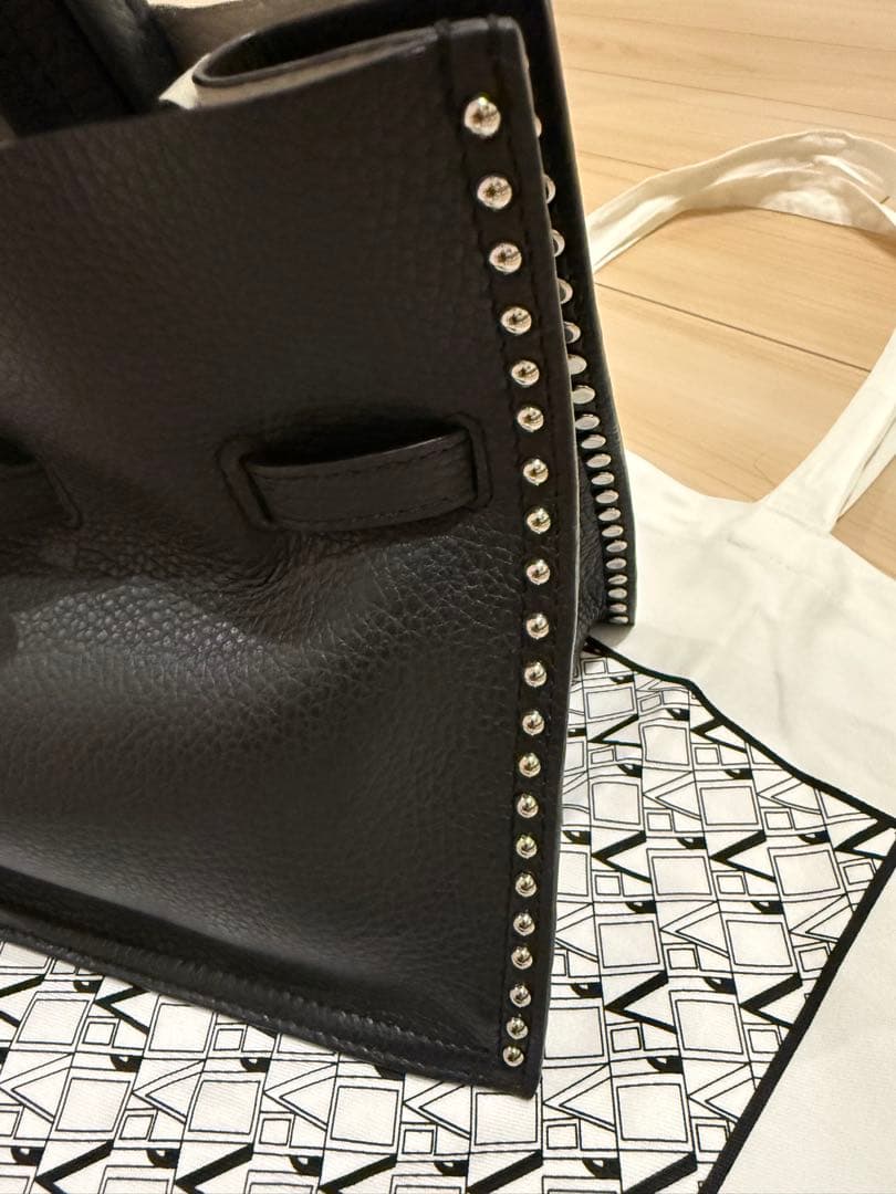 新品未使用　ヴィオラドーロ　スタッズ　トートバッグ　ショルダーバッグ