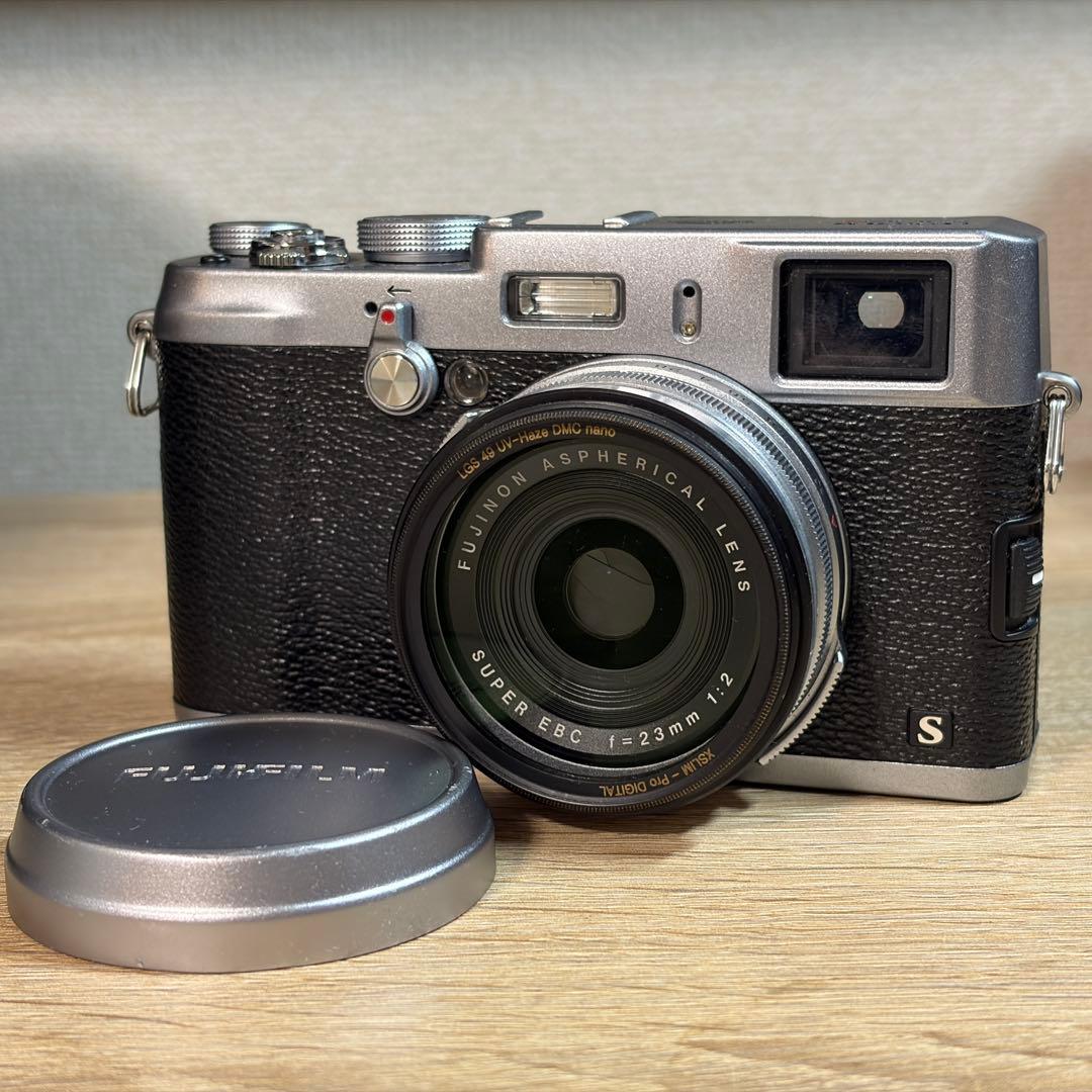 FUJIFILM X100S バッテリー充電器付き