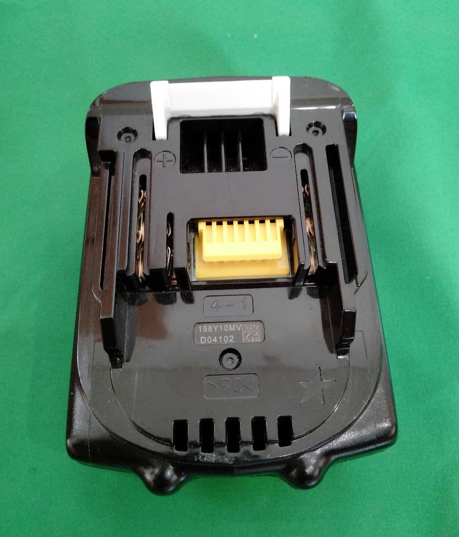 マキタ 掃除機 クリーナー CL182FD 純正バッテリー スタンド付