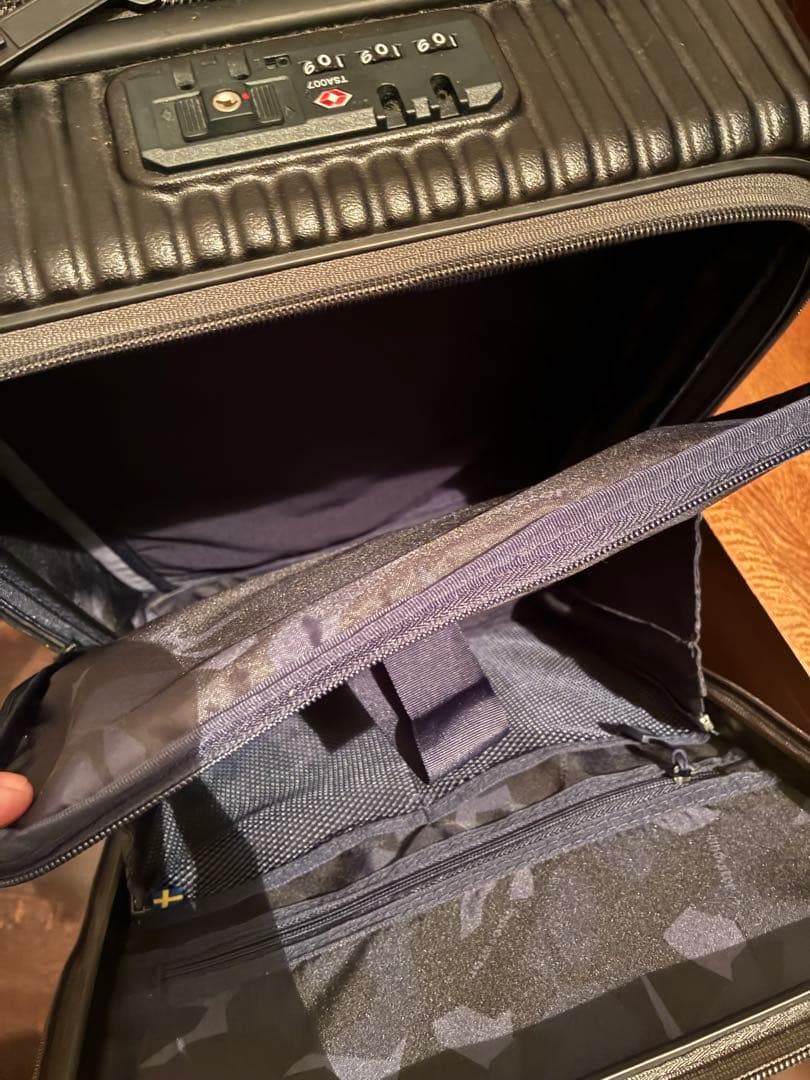 innovator INV50 38L イノベーター スーツケース ブラック系