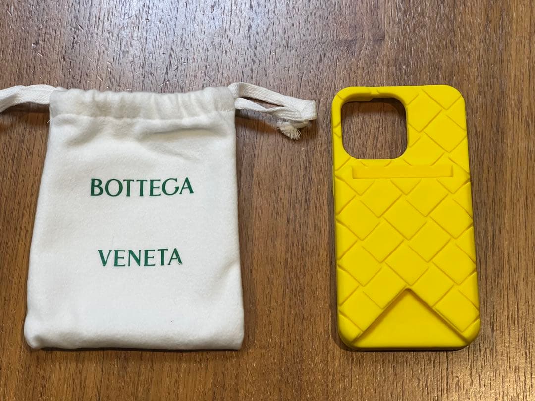 ボッテガヴェネタ iPhone13pro スマホケース カードケース付き