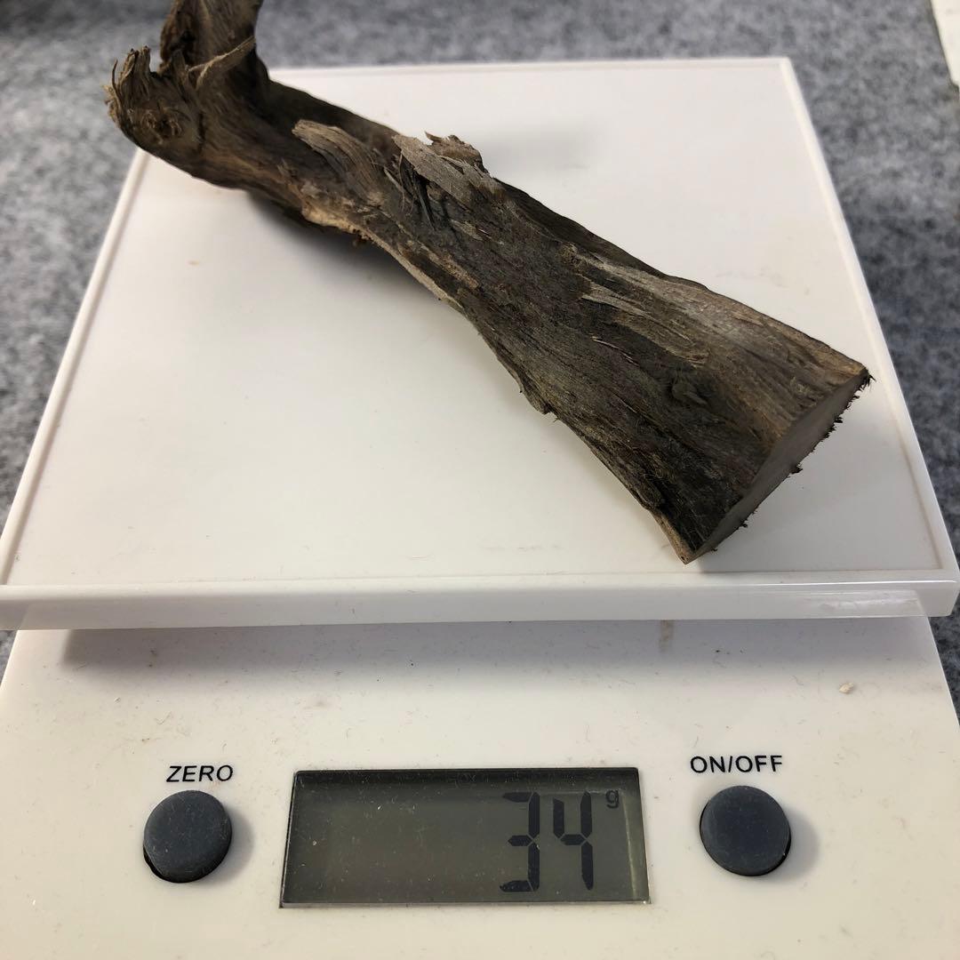 2412−22 高級香木 古渡沈香 伽羅木 34g