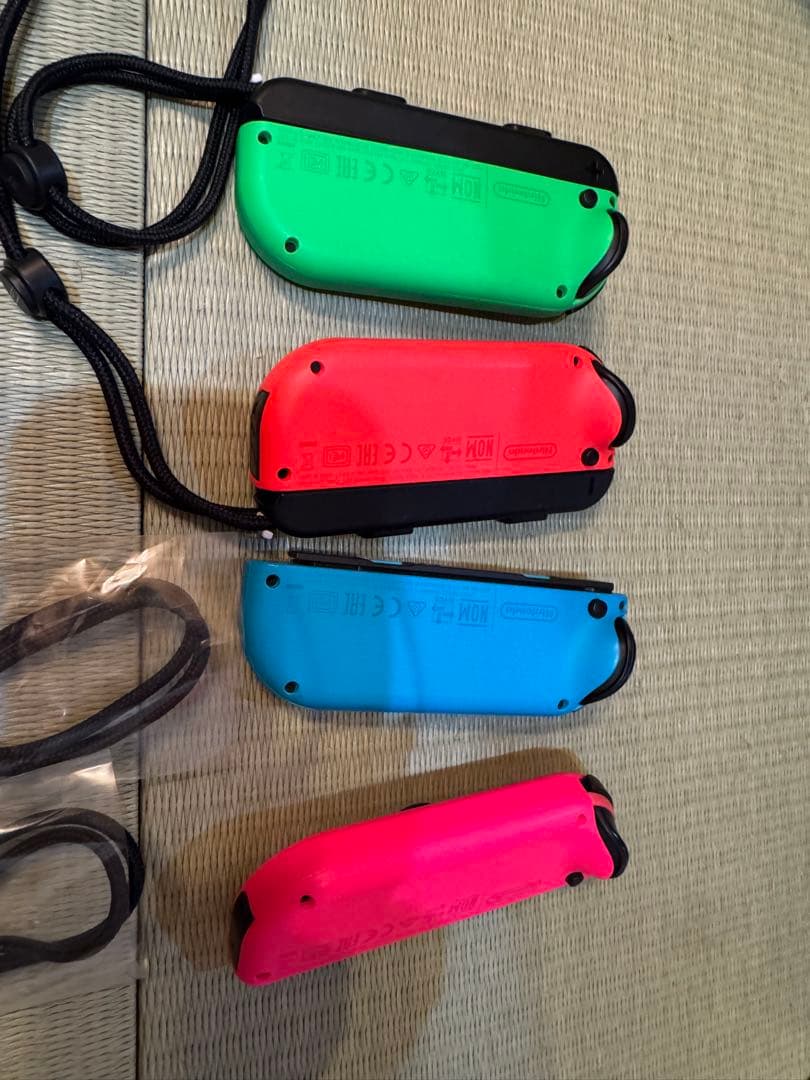 Nintendo Switch 本体 箱あり 付属品完備 ジョイコン4つ