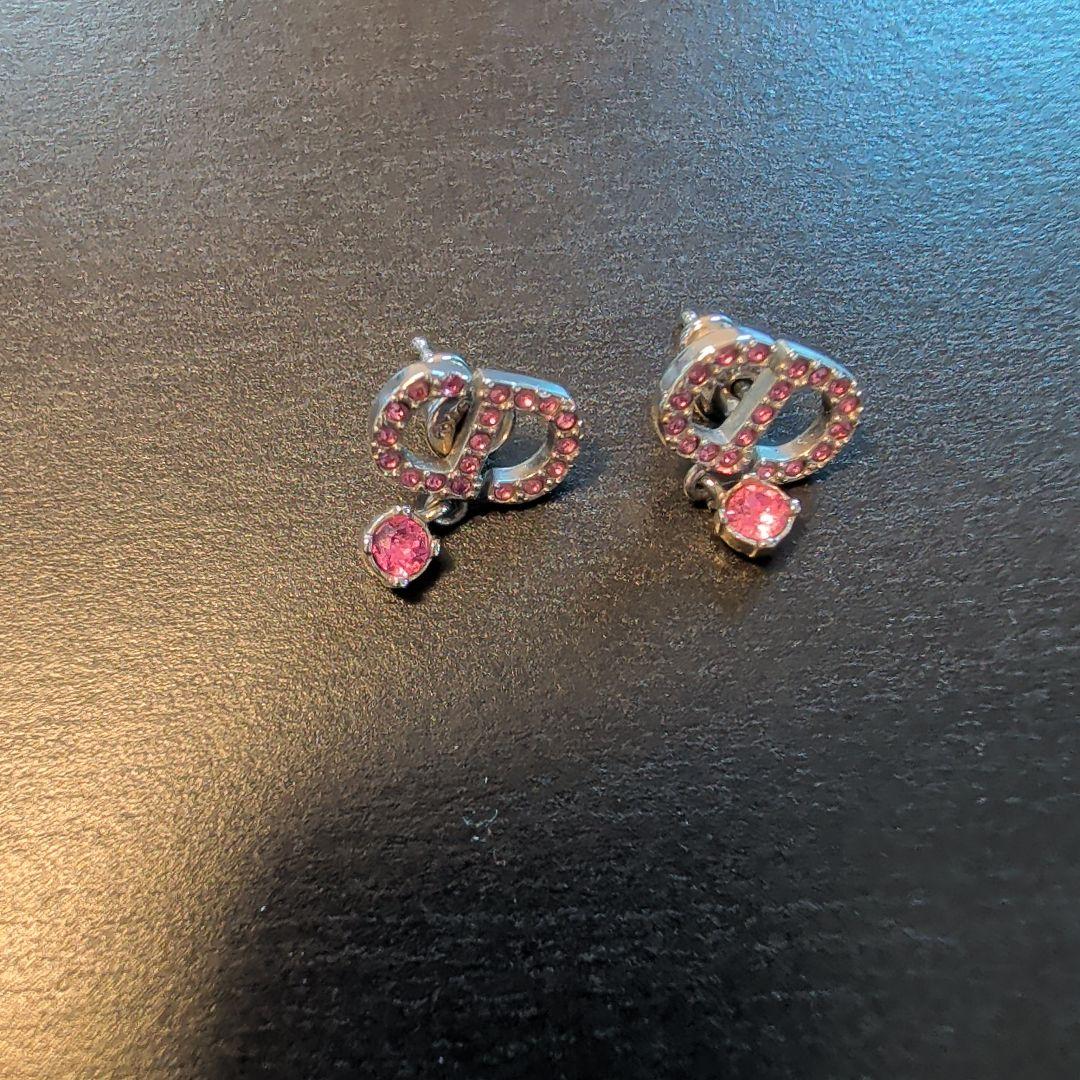Dior ピンク 系 ピアス