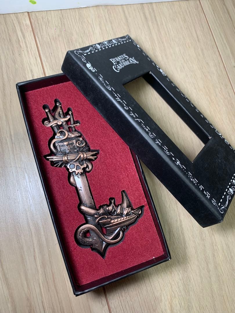 ディズニーランドパリ コレクタブルキー　カリブの海賊　海外　限定　レア