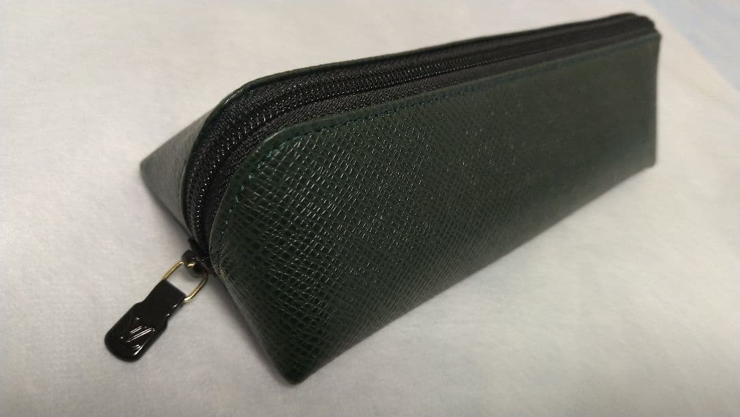 ★テリー★　ルイヴィトン　タイガ　ペンケース