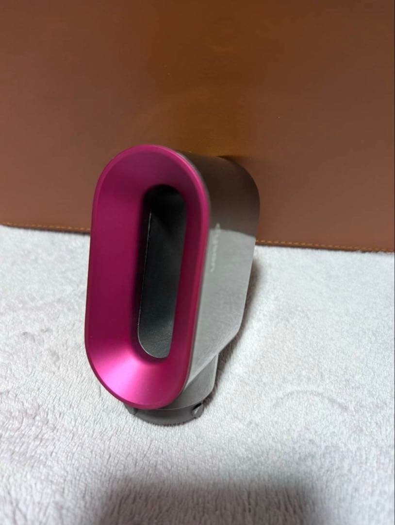 ダイソン　エアラップ　ヘアスタイラー　HS01