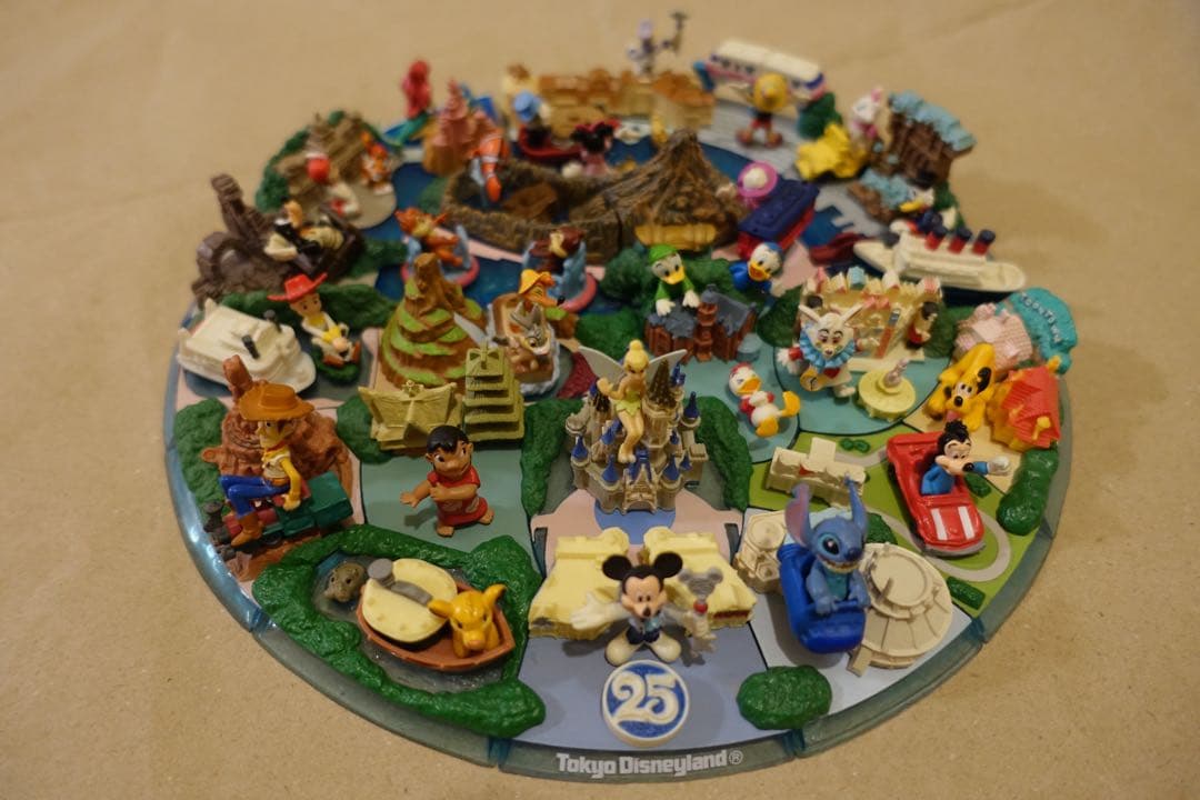 東京ディズニーリゾート 25周年 ジオラマフィギュアセット